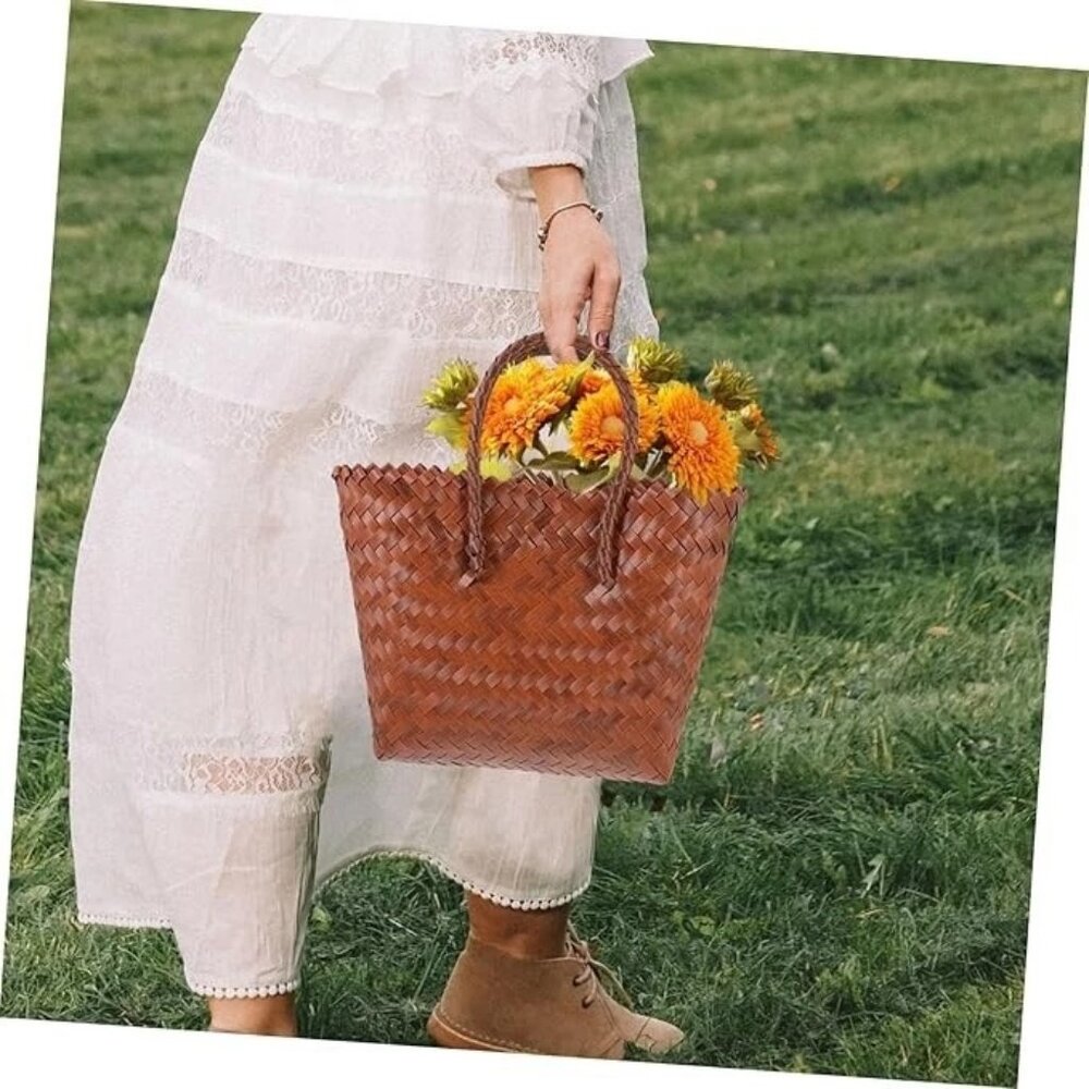 Woven Beach Bag for Women Portable Tote with Sturdy Handle with a cute chain